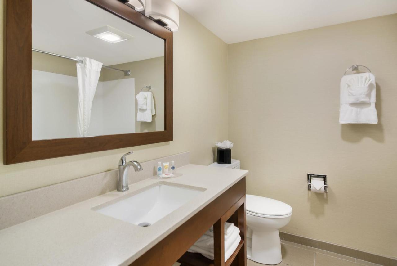 Comfort Inn Virginia Horse Center Lexington Exterior foto